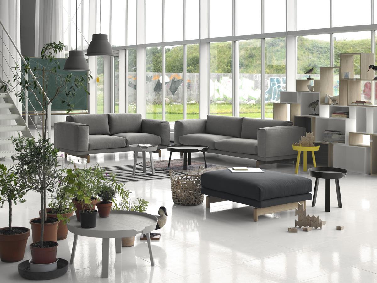 Cassina LC2 Sofa - Image 3